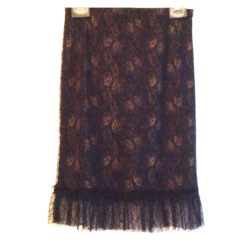 Express Lace Skirt